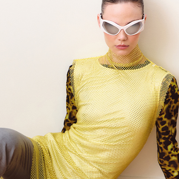 abito smanicato con strass